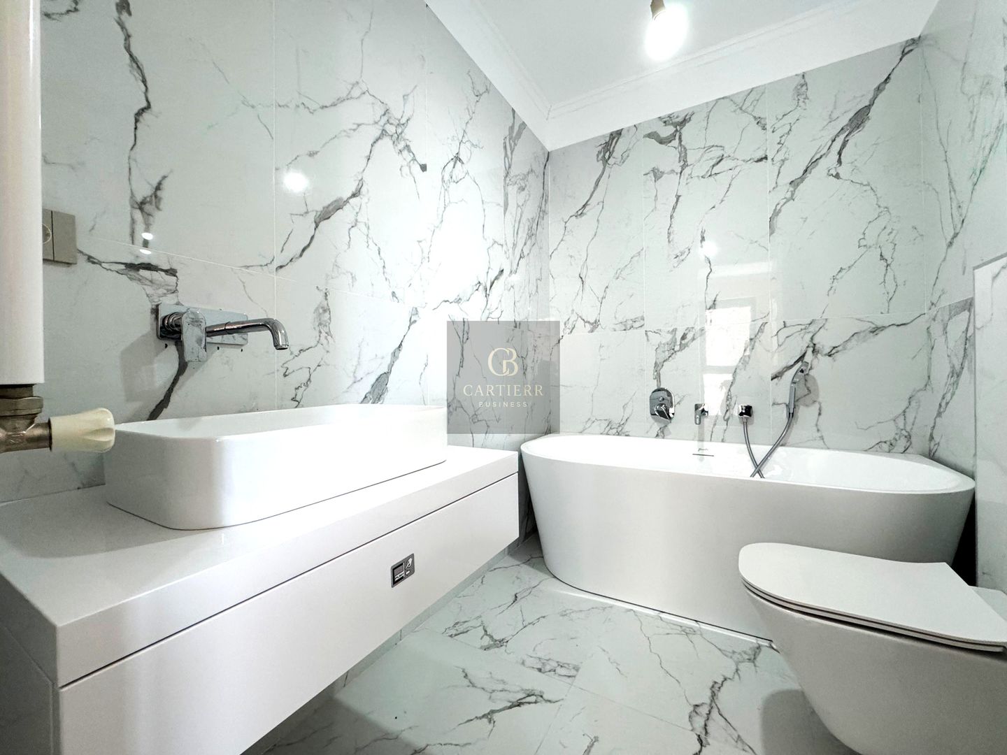 4 CAMERE + PARCARE( 2 AUTO)| PALATUL PARLAMENTULUI | COMISION 0 - Poză 17