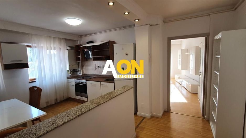 Apartament cu 2 camere 2 balcoane etaj 3 ultracentral - Poză 4