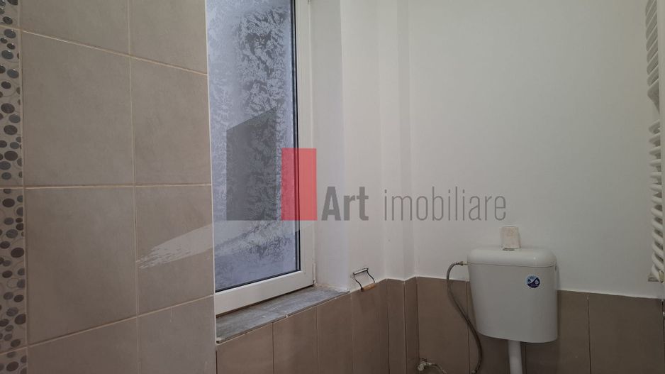 Apartamentul "REHEGUA" , stradal, bloc "REABILITAT", CONSOLIDAT - Poză 10