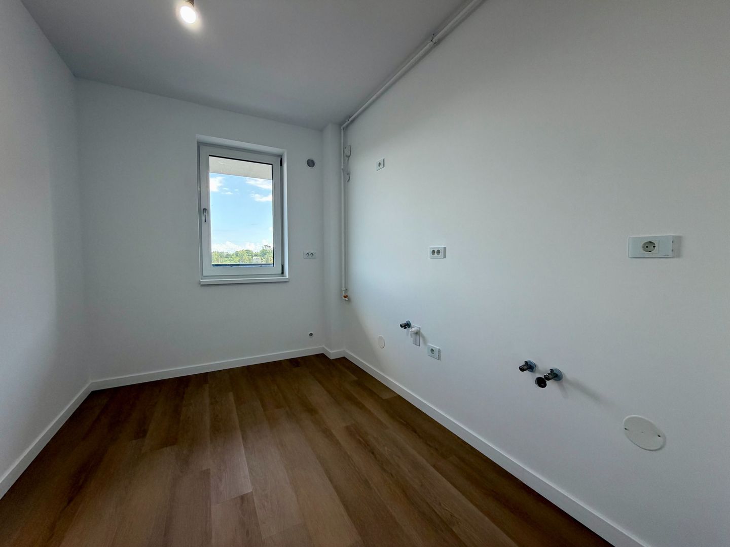 Apartament 2 camere | terasă 18 mp | Alphaville Distrikt - Poză 8