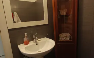 CASA SPATIOASA CU 4 CAMERE CARTIER GRADISTE - Poză 34