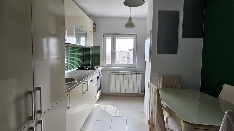 proximitate metrou , renovat + mobilat - Poză 6