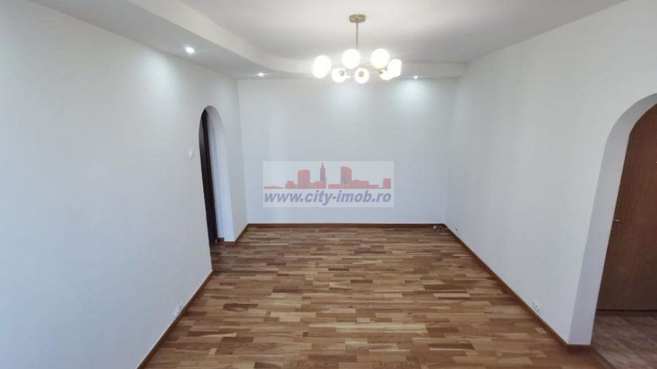 Vanzare Apartament 2 camere Mihalache, 115.000 euro,  Renovat Integral - Poză 6