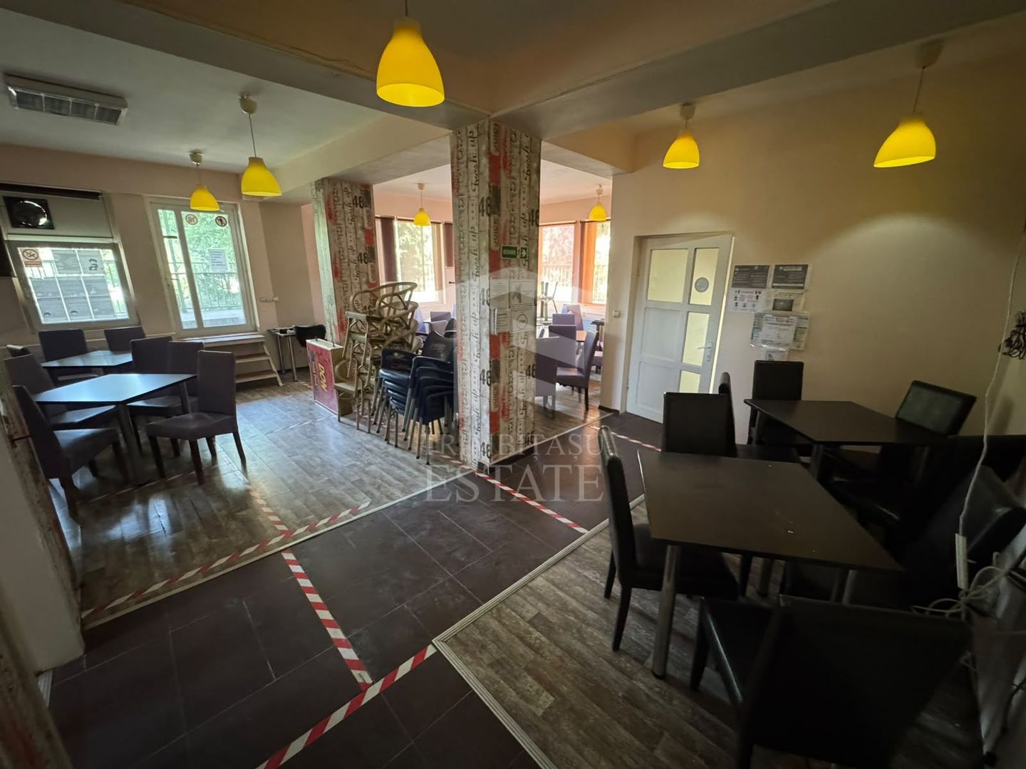 DE INCHIRIAT - SPATIU COMERCIAL CHIAR IN FATA PRIMARIEI SNAGOV - Poză 19