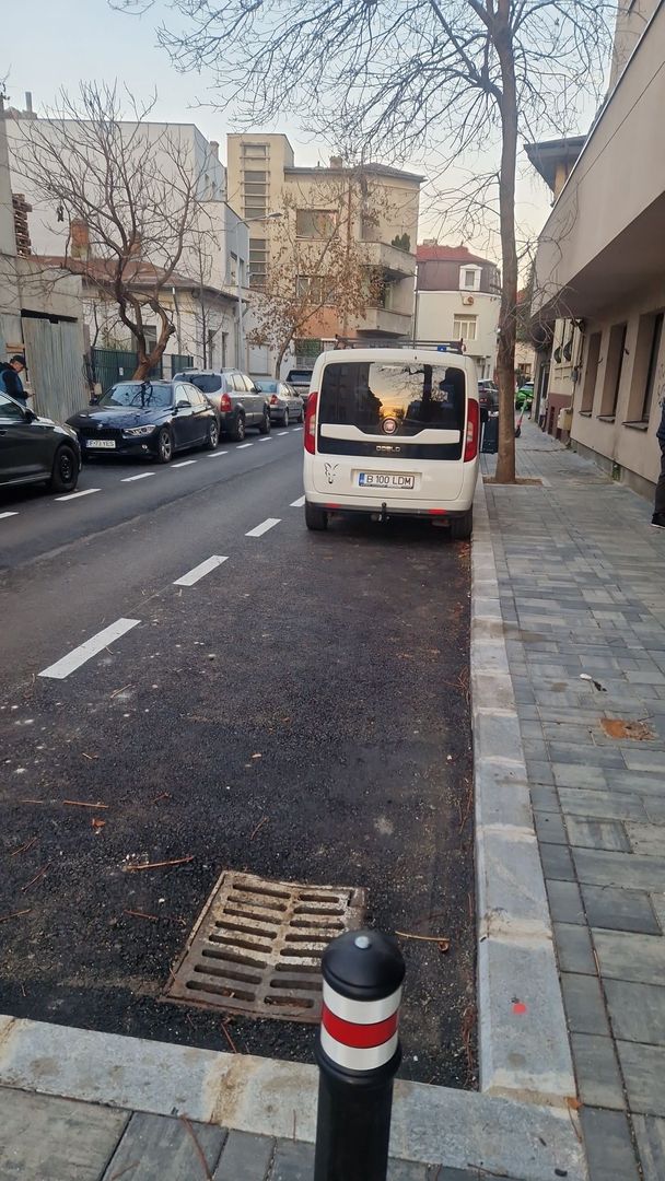 Inchiriez /Vand Spatiu Birouri P+ 5 E , sector 2,Bucurest,Central,lang - Poză 8