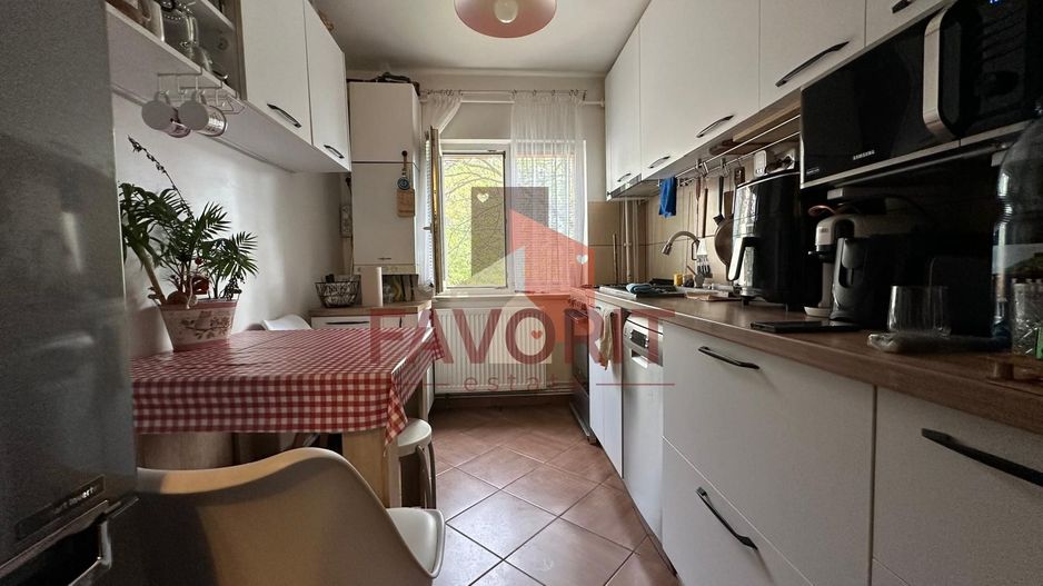 2 camere | etaj intermediar | centrala proprie | zona excelenta | - Poză 4