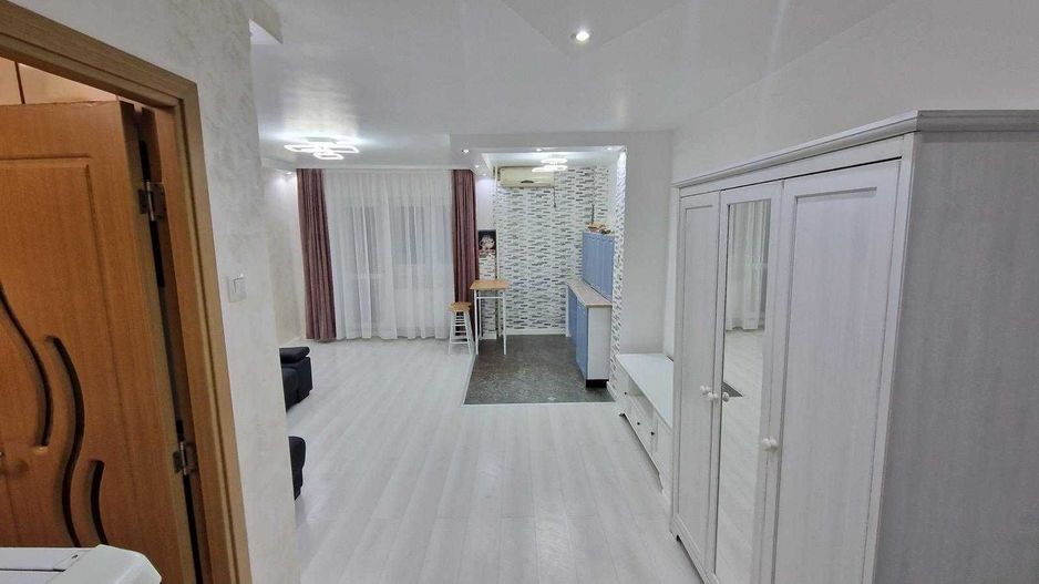 De Inchiriat Garsonieră decomandată Piața MunciI - Poză 7