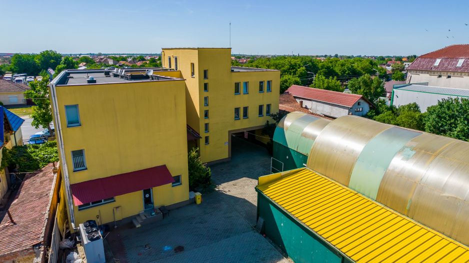 Hotel RIGA 2 stele cu parcare - Poză 2