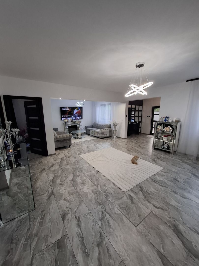Casa P+M teren 500 mp,Campineanca, Vrancea,165000 e NEG - Poză 1