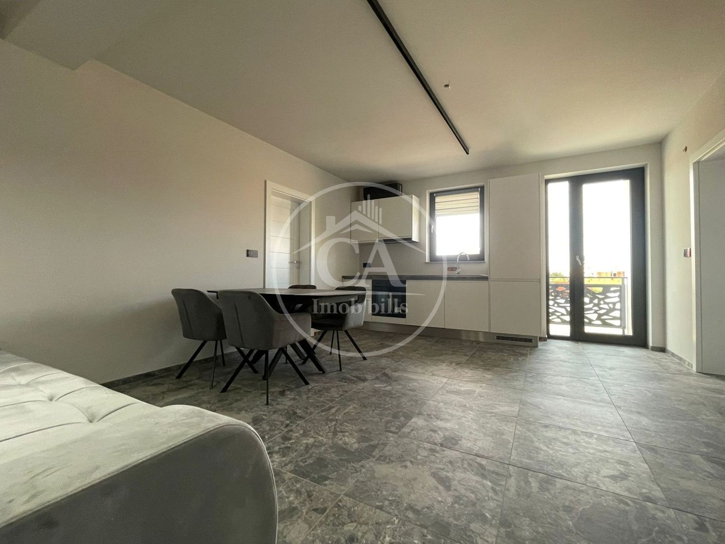 Apartament cu 2 camere de inchiriat in cartierul Grigorescu Oradea - Poză 2
