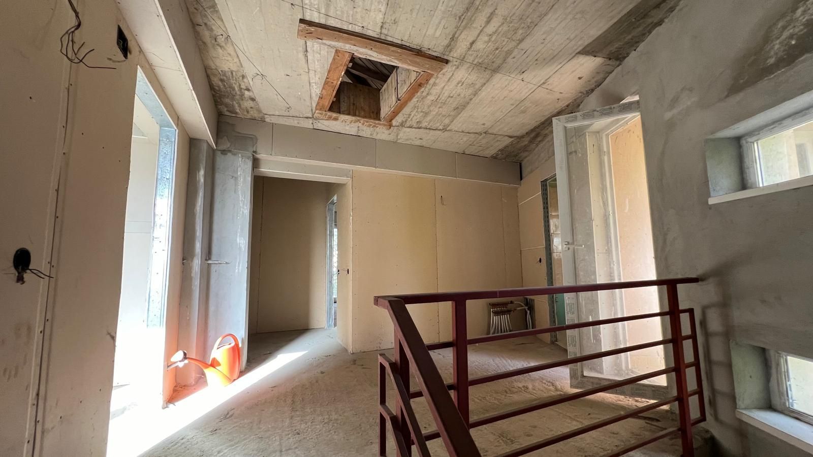 Casa la gri in Pipera  cu potential 1000 euro m2 - Poză 10