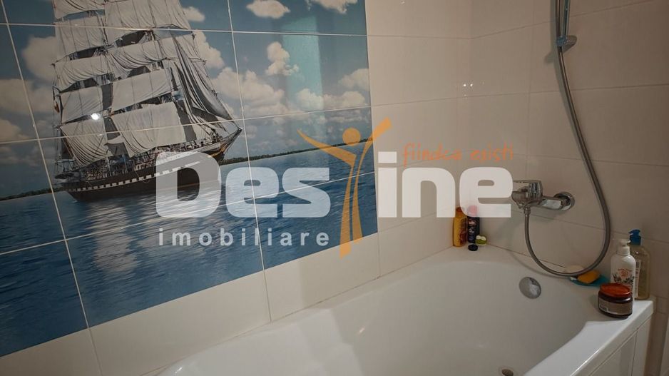 Apartament Superb  3 camere PLopeni 52.86 mp! - Poză 10