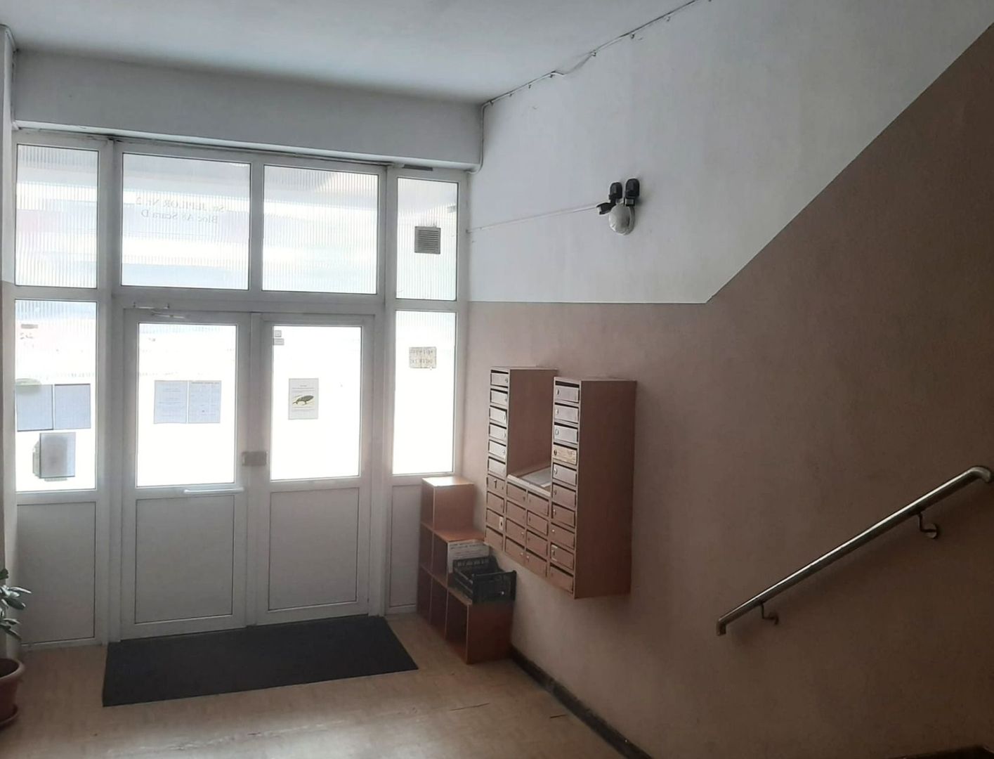 Vanzare 3 camere complet renovat zona pietonala Racadau - Poză 22