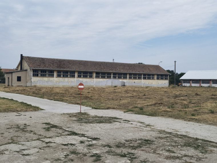 Proprietate industriala la 30 km exterior sud Timisoara - Poză 17