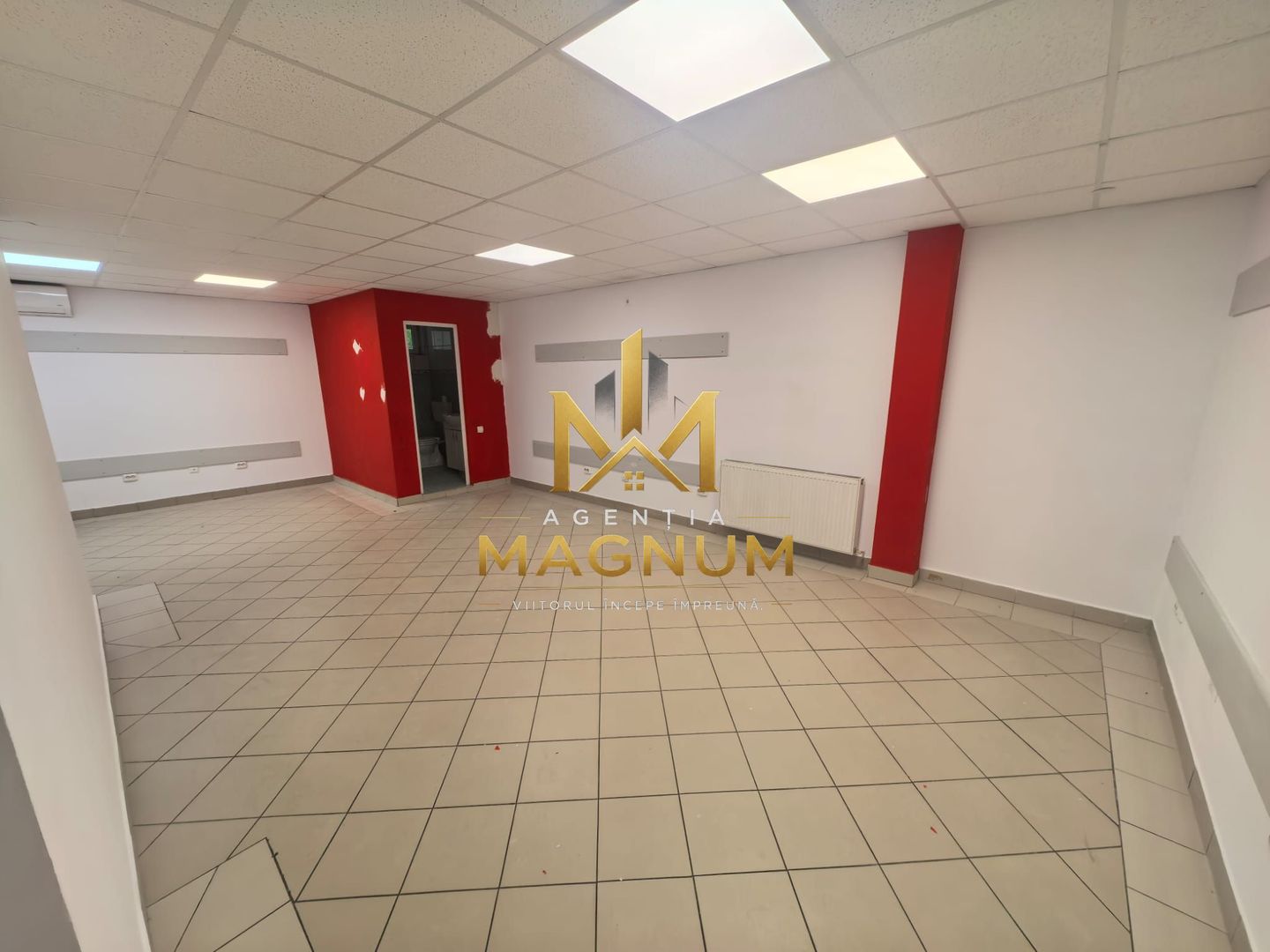 Spațiu comercial stradal | Vitrină mare | Zonă cu trafic intens - Poză 3