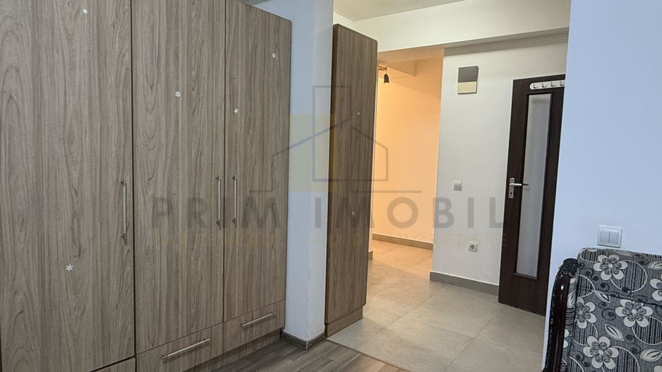 Studio, bloc nou, intabulat, Tatarasi - 2 baieti - Poză 8