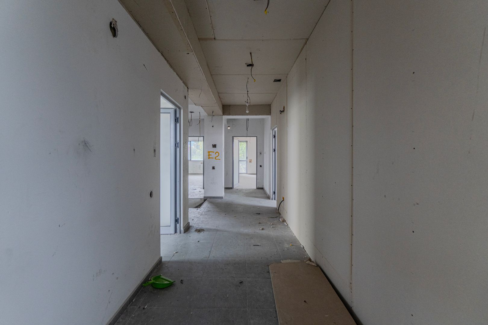 Cladire de 902 mp utili de vânzare, zona Grivitei - DN 13, COMISION 0 - Poză 203