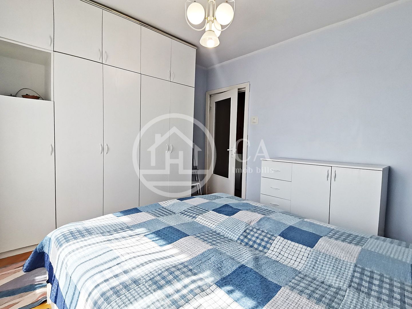 Apartament de inchiriat cu 3 camere in zona Dragos Voda, Oradea - Poză 2