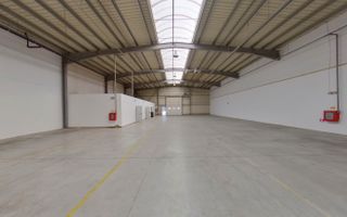 Hală industrială de închiriat 853 mp - Poză 3