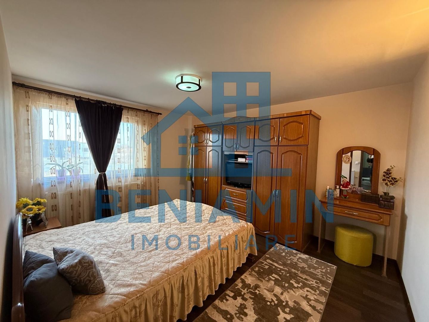 Casa P+1-cu 3 dormitoare-2 bai-Living-Bucatarie-Bariera Valcii - Poză 11