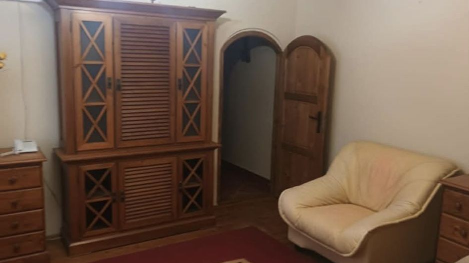 BRASADAS vinde ap 2 cam etaj 3/4 in Micro 15. - Poză 3