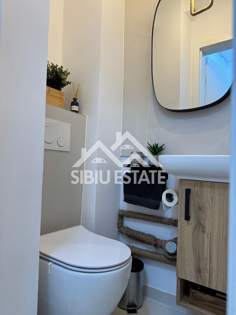 Apartament 3 camere 2 bai, pivita recent renovat-in Sibiu M.Viteazul - Poză 13