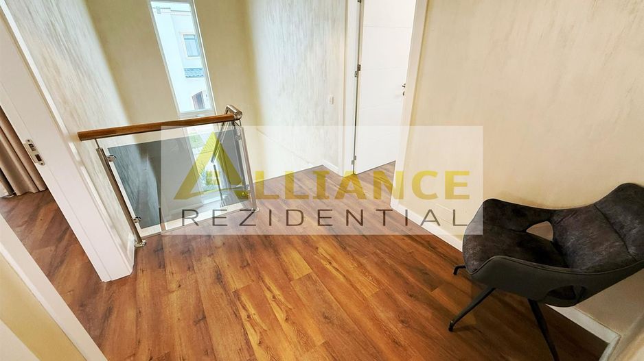 Duplex Premiun - 5 Camere - 3 Bai -Panouri solare - Poză 12