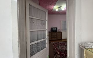 De vânzare Casă în Grădiște, curte + grădină proprie generoasă Arad - Poză 13