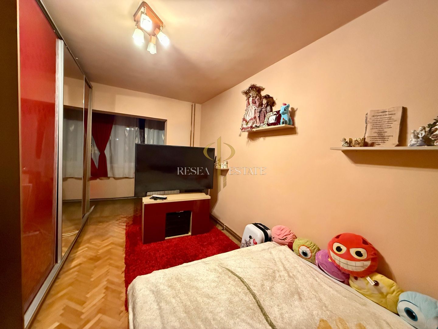 Apartament 3 camere-decomandat - zona Bucovina - Poză 7
