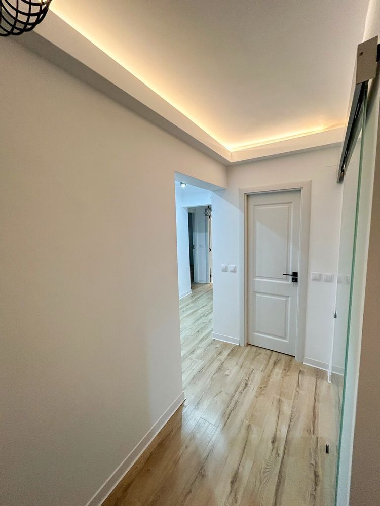 De vanzare Apartament 3 camere Drumul Taberei - Poză 5
