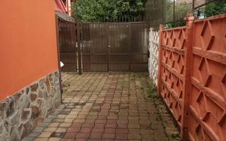 CASA CU 6 CAMERE ZONA CENTRAL - Poză 5