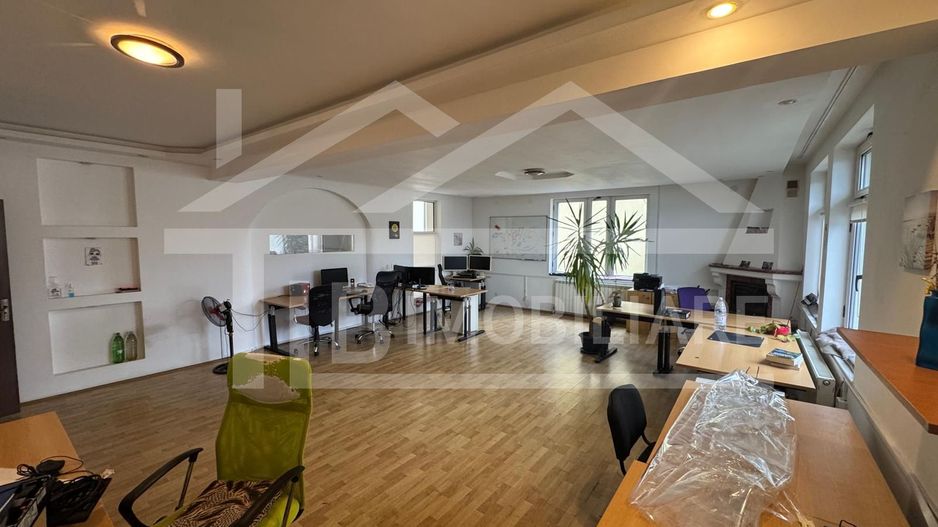 Vila cu 6 camere, 420mp,  teren 720mp, parcari, Zona Shopping City - Poză 4