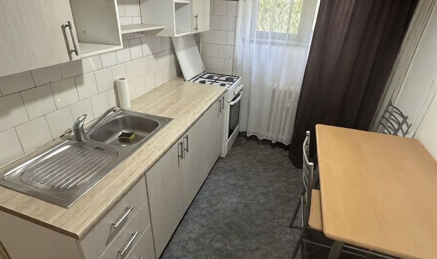 Apartament 2 camere zona Piata Centrala - Poză 2