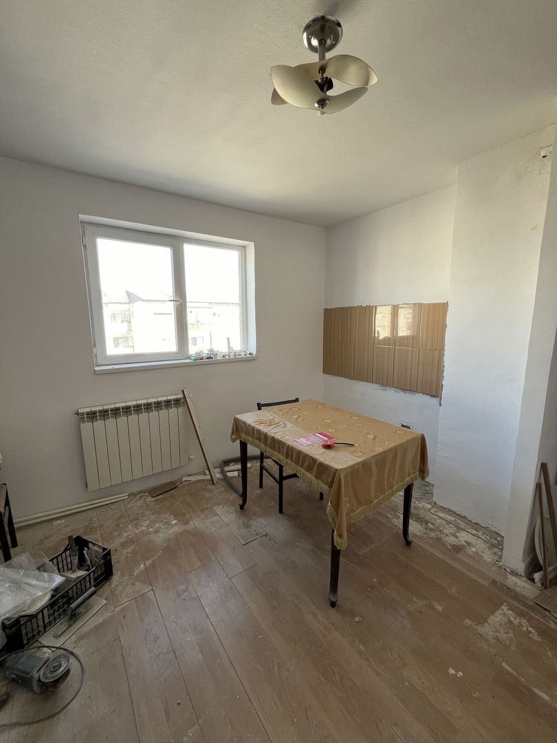 Apartament de vanzare in cartierul Lucian Blaga in stadiu de renovare! - Poză 5