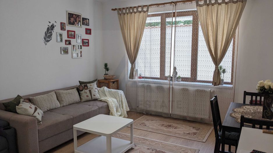 Garsoniera moderna 38 mp utili la parter  loc de parcare in Selimbar - Poză 1