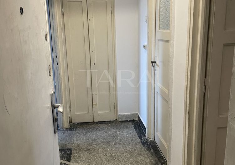 Apartament ultracentral– 37 mp, bloc cu lift. - Poză 4
