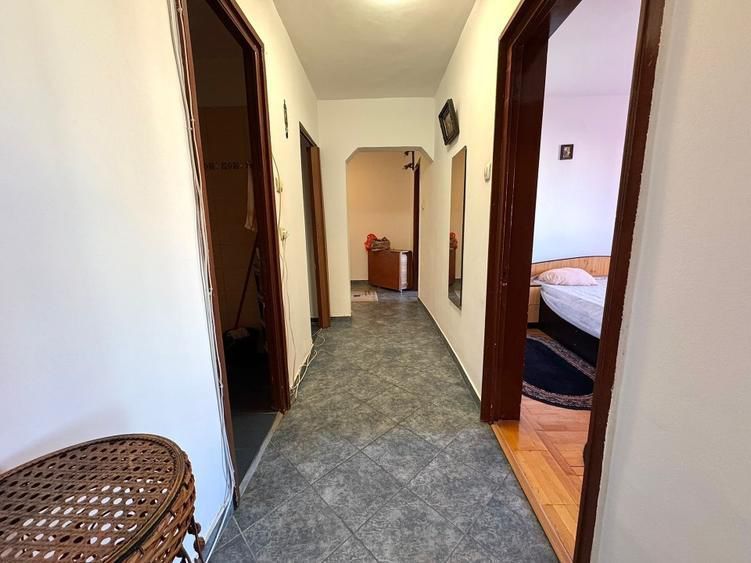 AP. 2 CAMERE 1 MAI, BUCATARIE INCHISA, METROU 5 MINUTE, REABILITAT - Poză 6