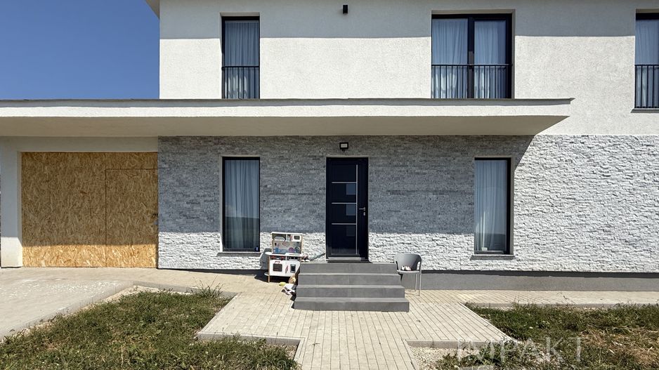 Casa indivuala intr-o zona linistita, în Chinteni! - Poză 1