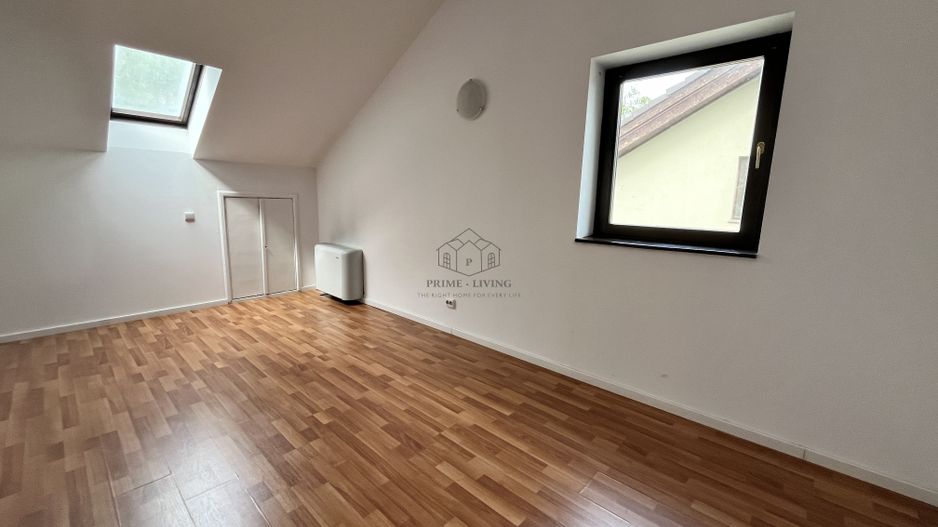 VILA CU 5 CAMERE LA INCHIRIERE PE MALUL LACULUI STRAULESTI - Poză 15