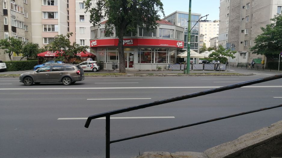 Inchirierte 200 mp - Poză 3