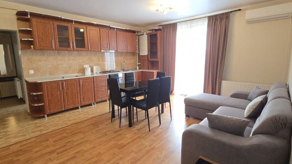 De Închiriat Apartament 3 camere Carpați 2 - Poză 1