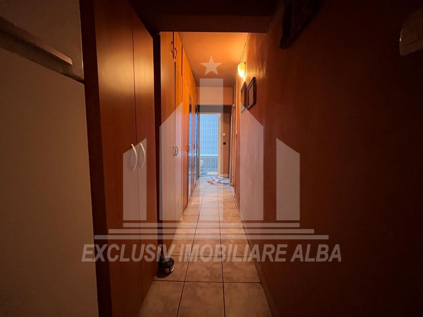 Apartament 3 camere de vanzare, decomandat, zona Cetate-Kaufland - Poză 3