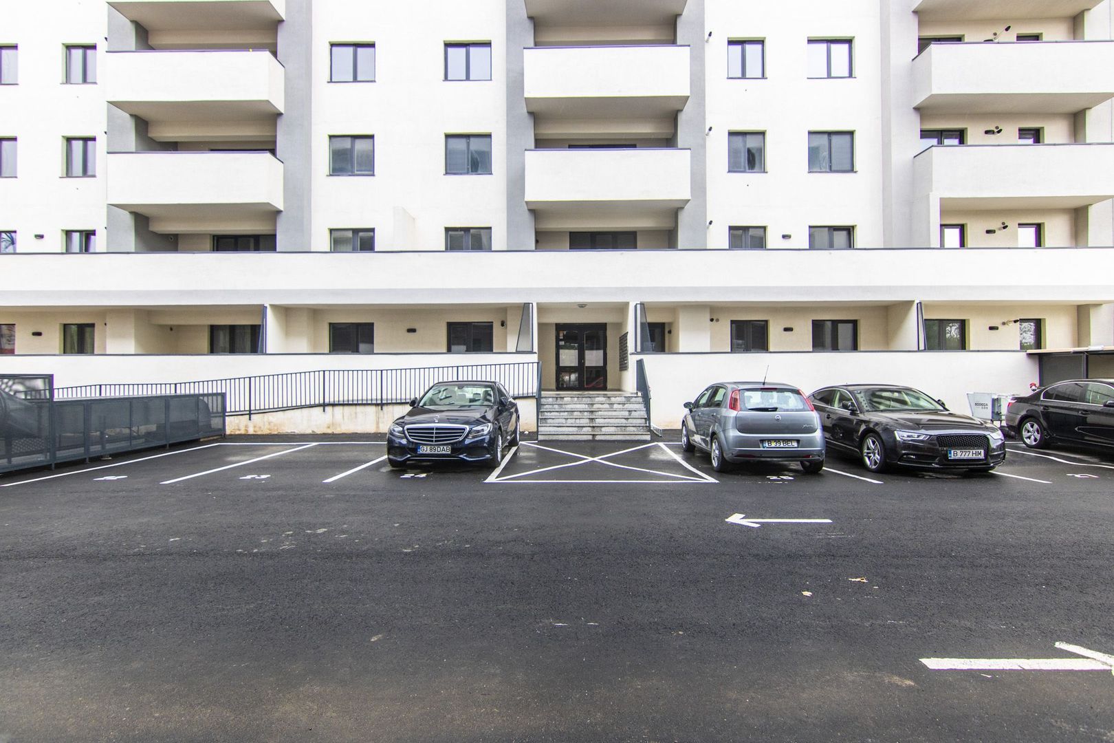 Garsoniera De Inchiriat | langa Metrou | Iuliu Maniu | Mobilata si Utilata - Poză 45