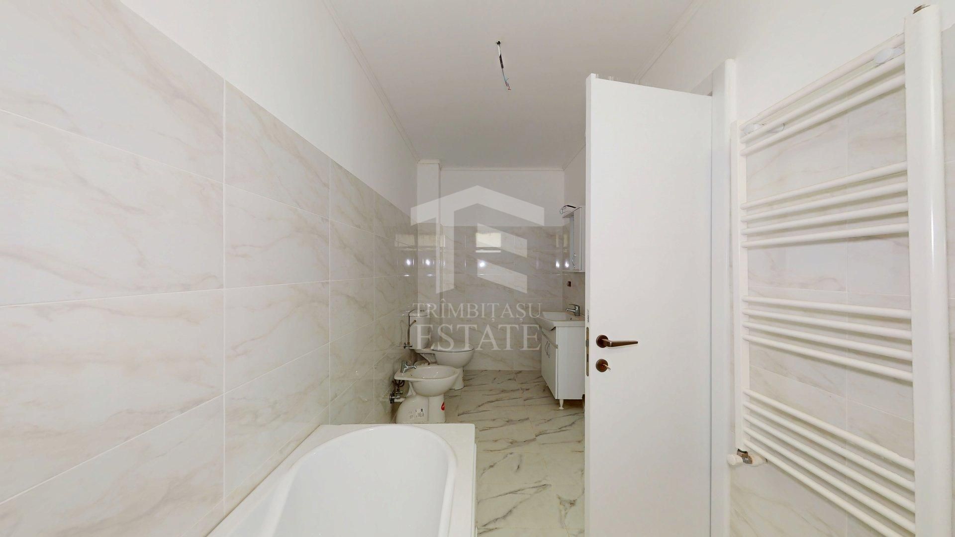 Duplex întreg cu Panouri Solare! Cu 2 intrari! - Poză 14