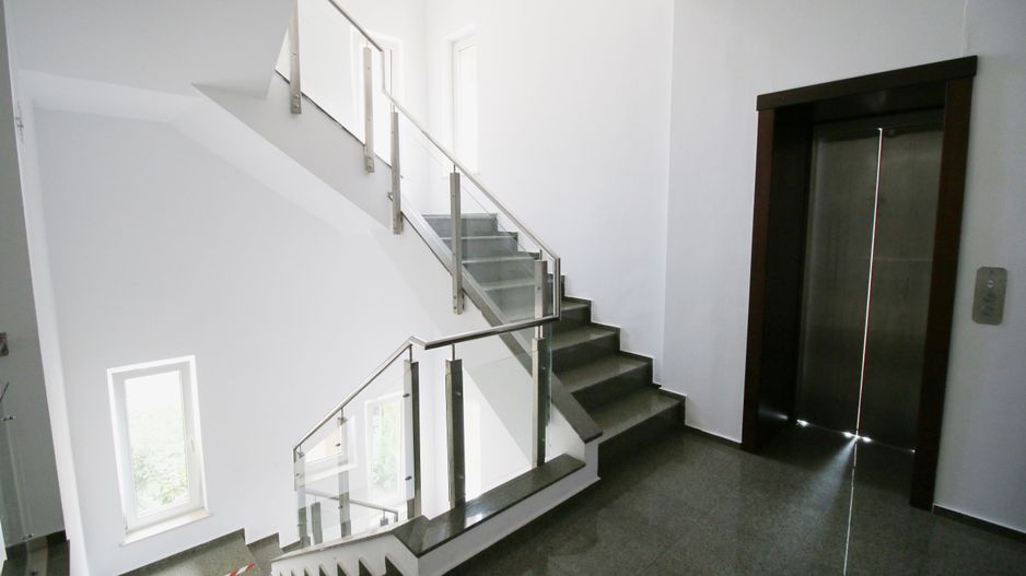 Inchiriere spatiu birouri - Poză 2