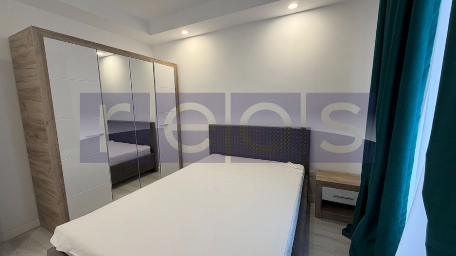 VILA 3 CAMERE CU GRADINA | VEDERE LAC SI PISCINA | COSMOPOLIS | 2 LOCURI PARCARE - Poză 6