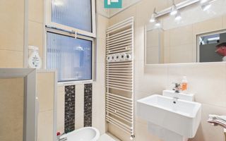 Apartament  cu 4 camere vintage ultracentral - Poză 4