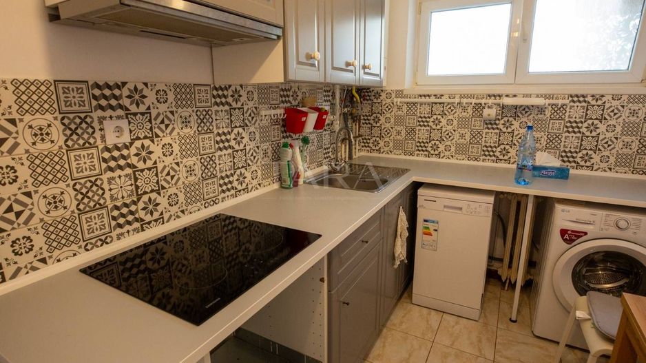 Apartament cu 2 camere decomandat în zona Profi – confort și accesibilitate. - Poză 1