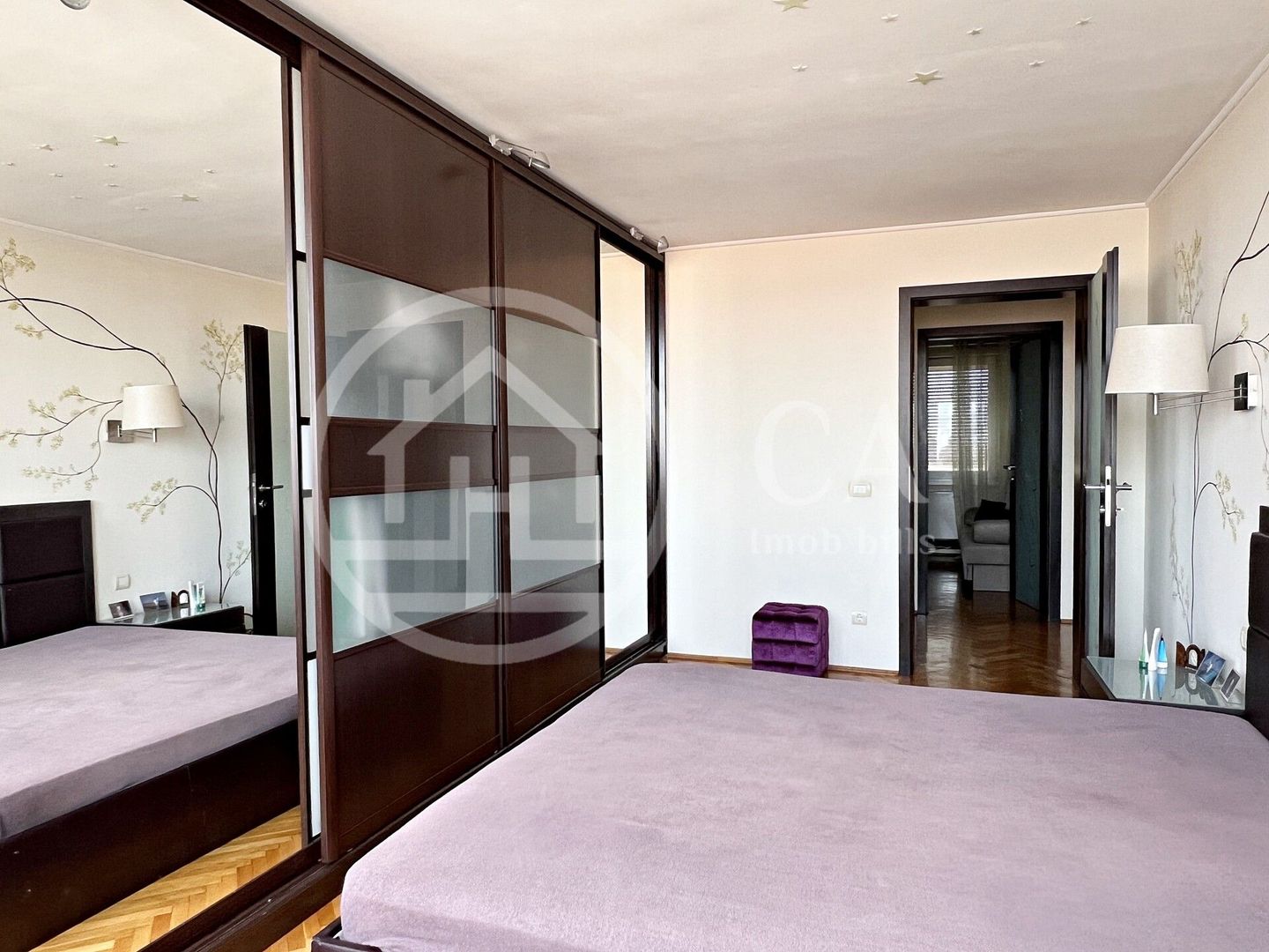 Apartament de inchiriat cu 4 camere in zona ultracentrala, Oradea - Poză 2