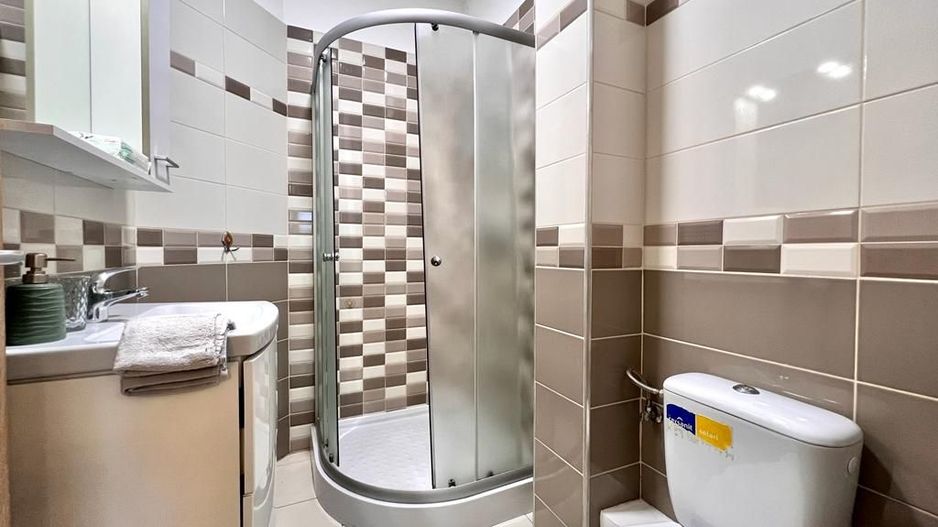 APARTAMENT tip penthouse  ZONA Torontalului - Poză 15